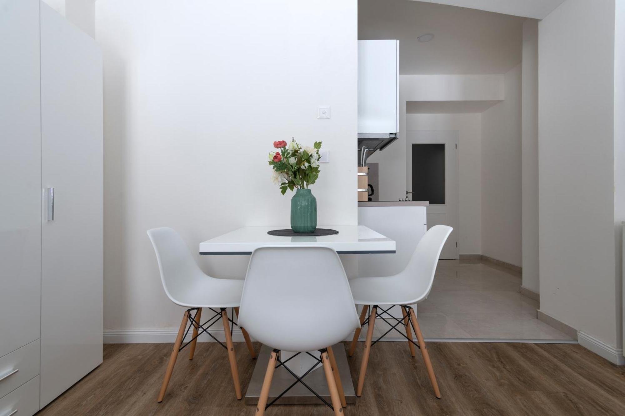 Emerald Apartments Boutique Residence Praha Bagian luar foto