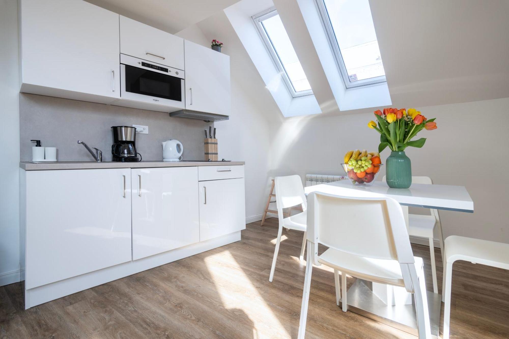 Emerald Apartments Boutique Residence Praha Bagian luar foto